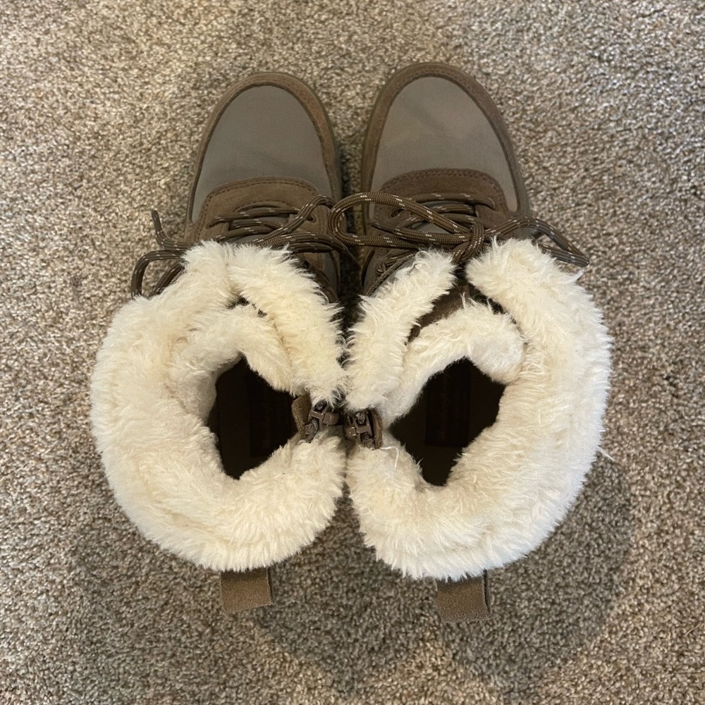 Weatherproof Boots - Picture 4 of 8